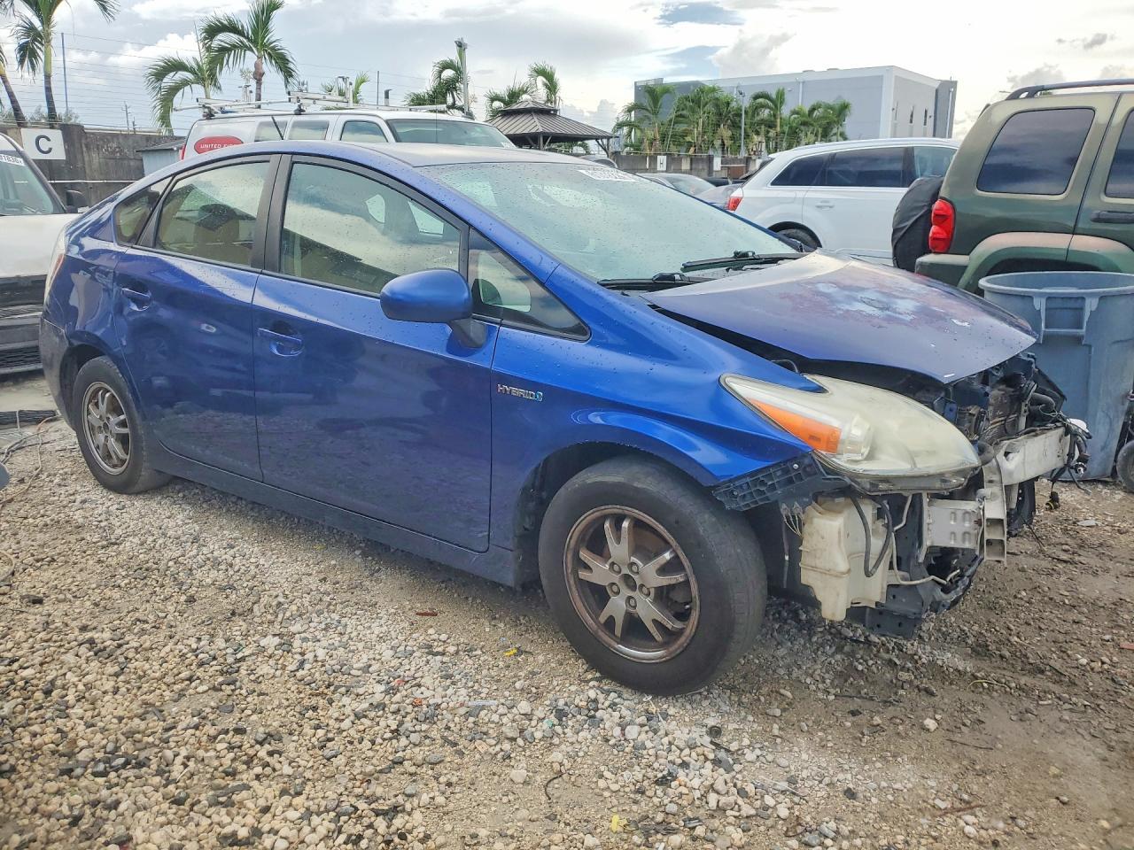 2010 Toyota Prius Iv - Image 4