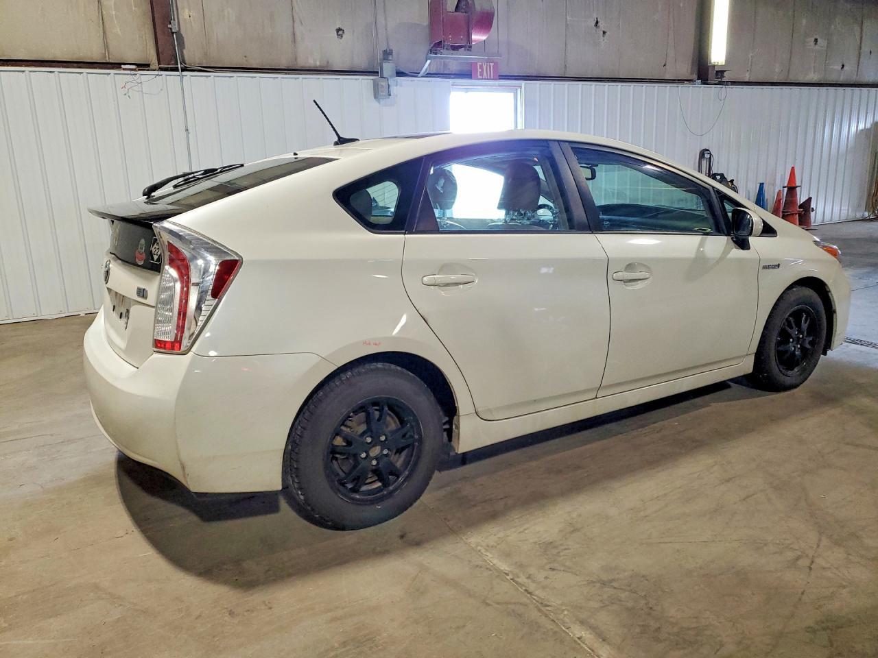 2013 Toyota Prius Four - Image 3