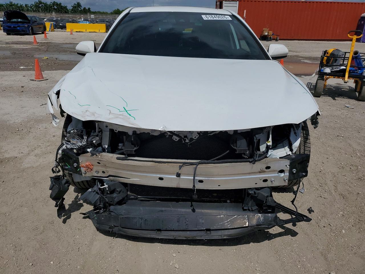 2021 Toyota Camry Se - Image 5