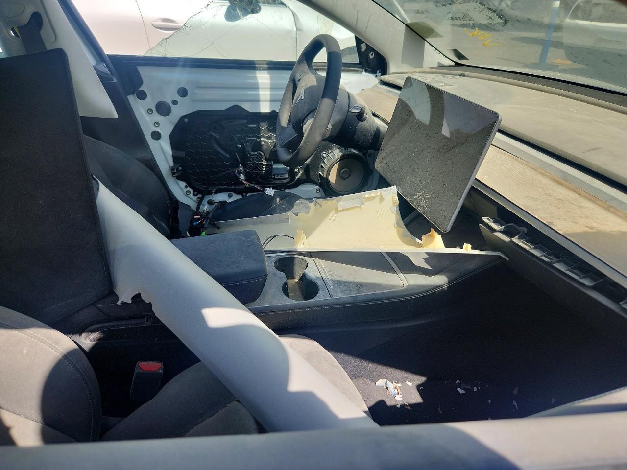 2021 Tesla Model 3 - Image 7