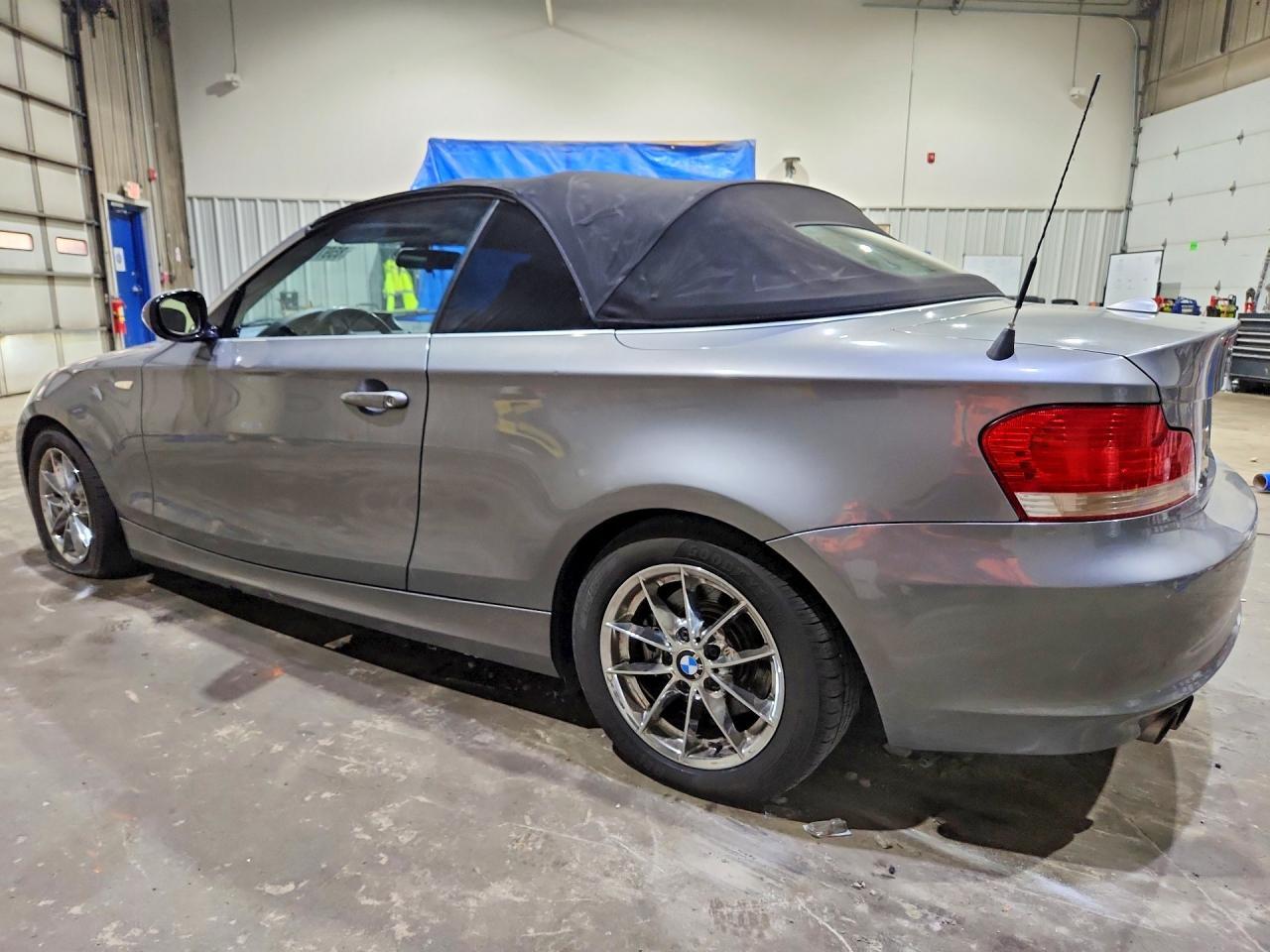 2011 BMW 128 I - Фото 2