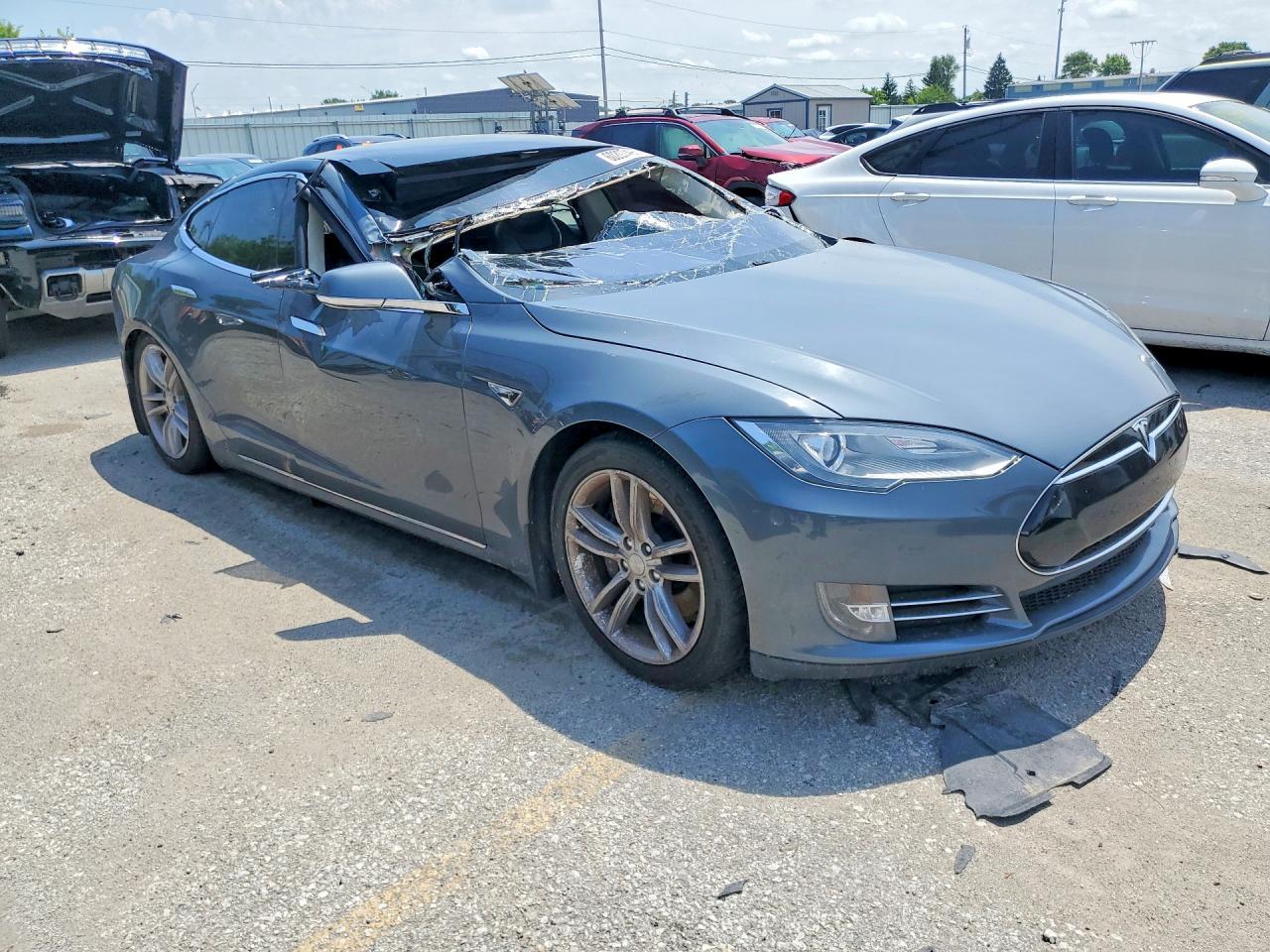 2013 Tesla Model S - Image 4