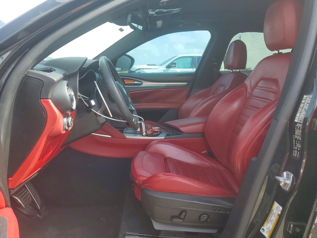 2018 Alfa Romeo Stelvio Ti Sport - Фото 7