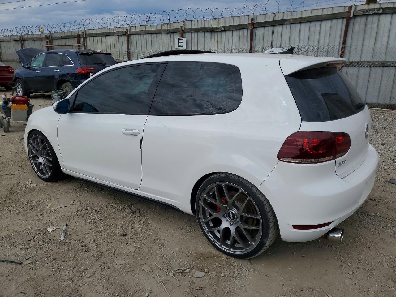 2012 Volkswagen Gti - Image 2