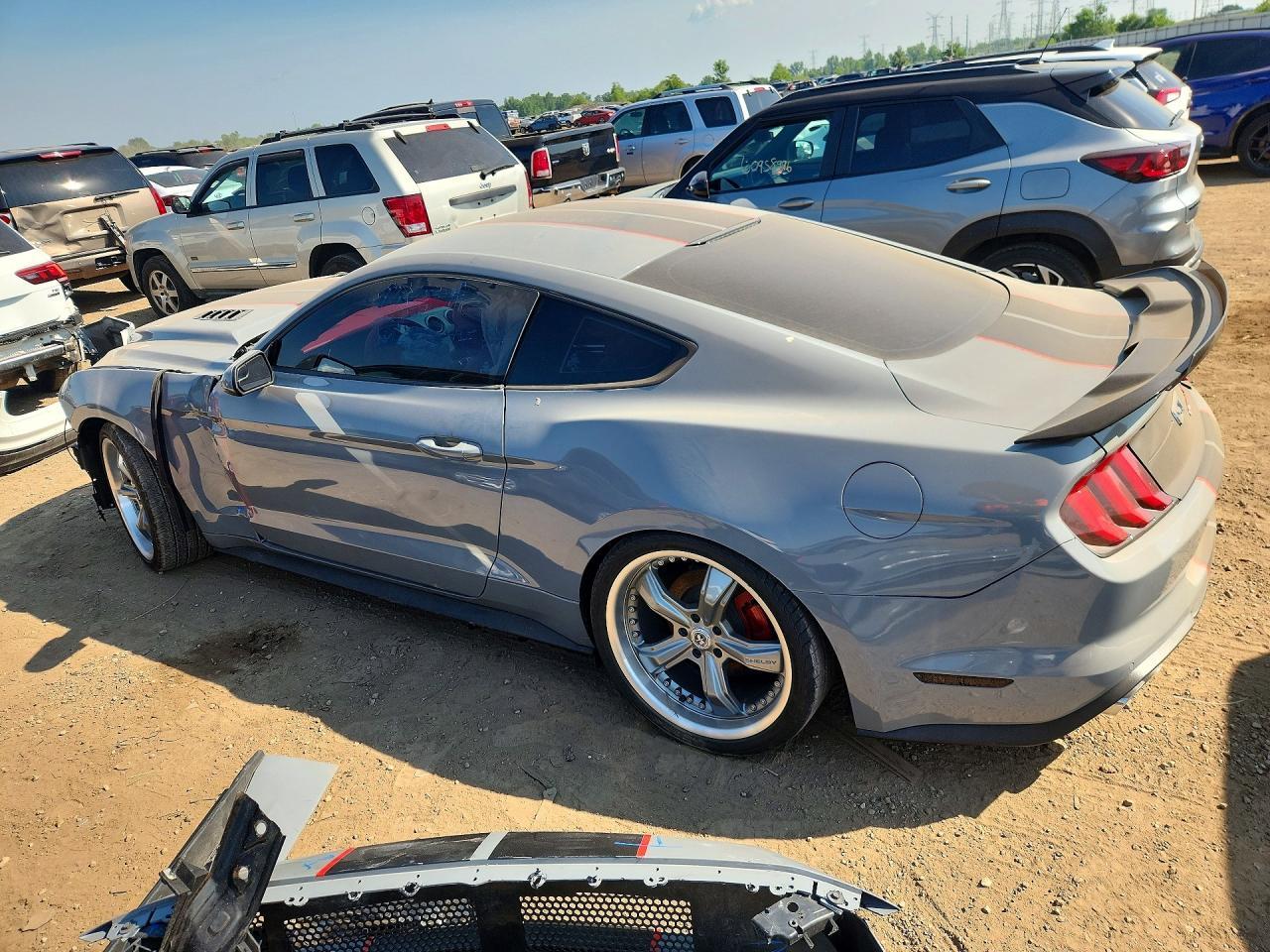 2021 Ford Mustang Gt - Фото 2