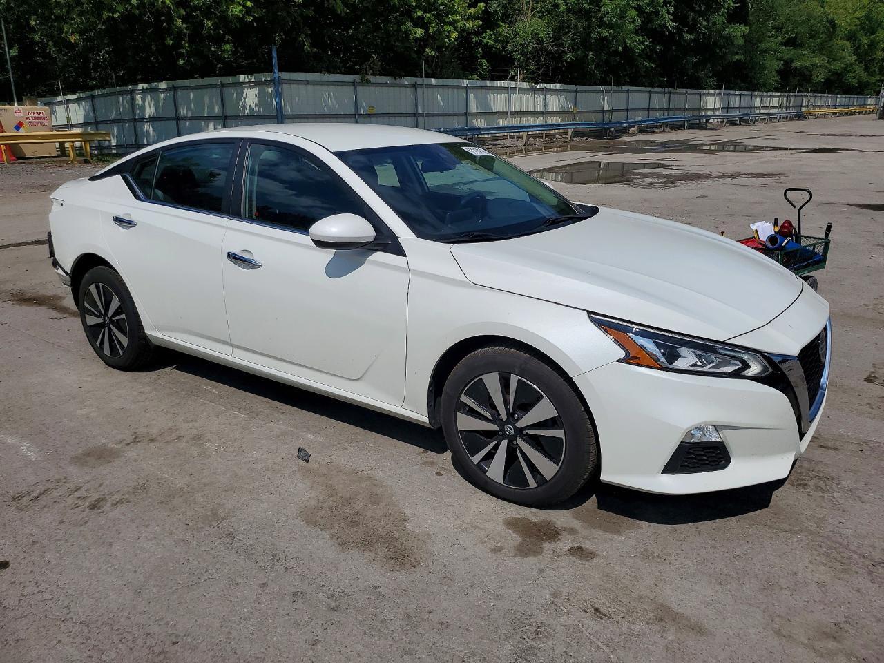 2022 Nissan Altima Sv - Image 4
