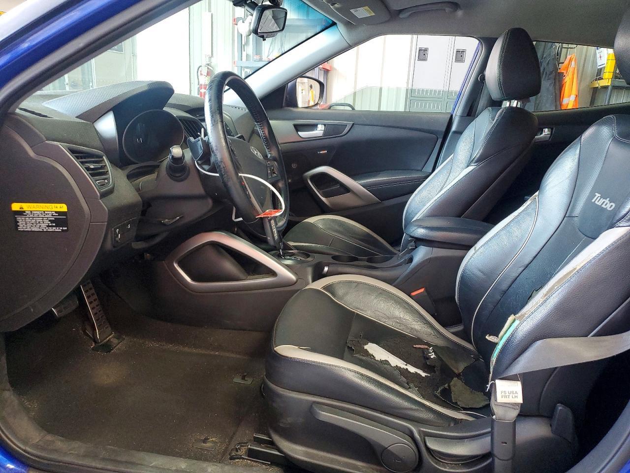 2015 Hyundai Veloster Turbo - Image 7
