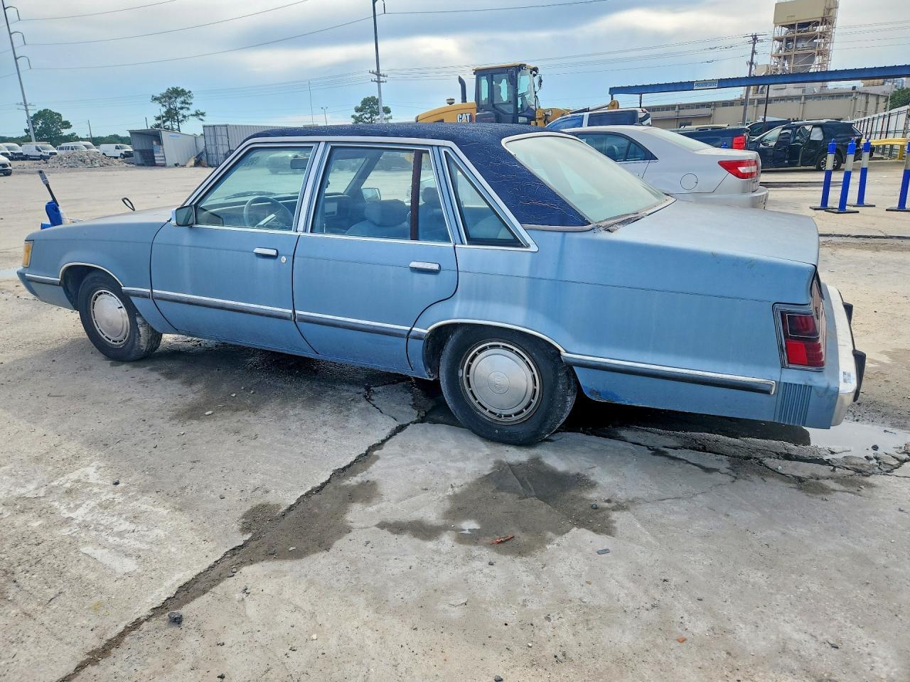 1983 Mercury Marquis Base/Brougham - Фото 2