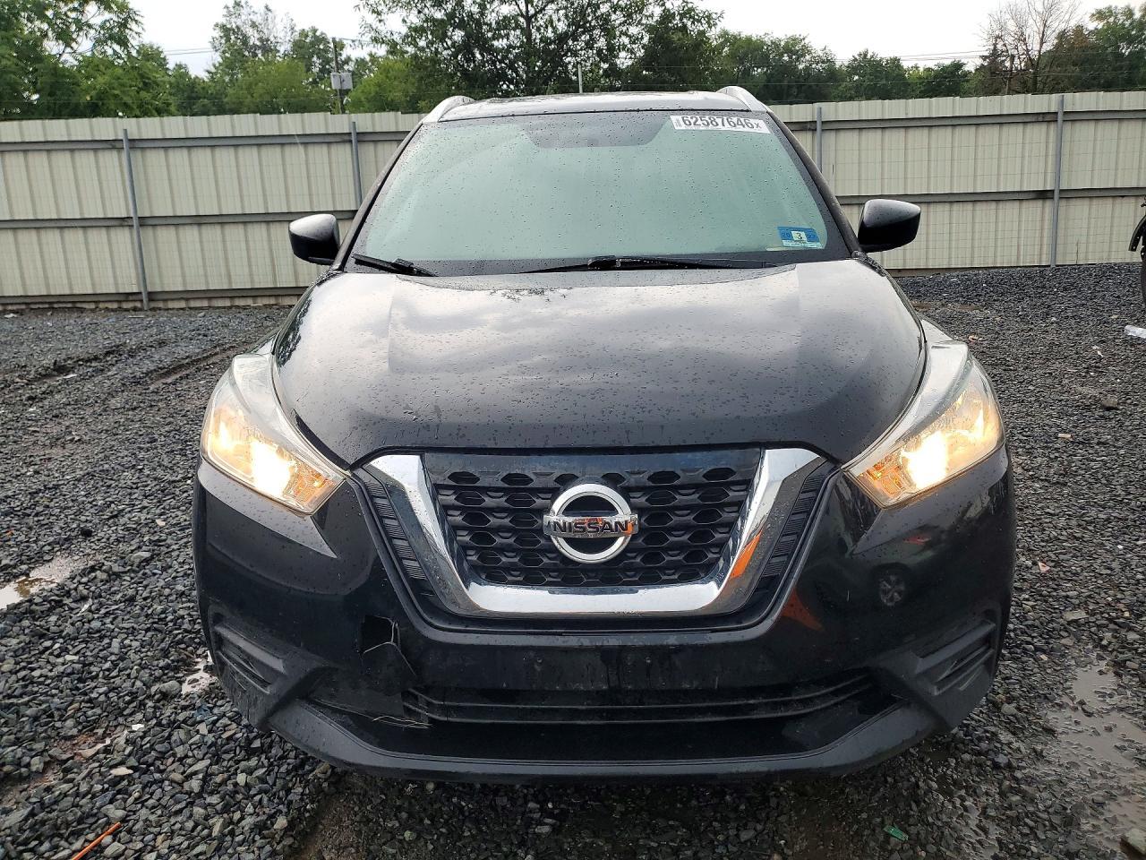 2019 Nissan Kicks S - Фото 5