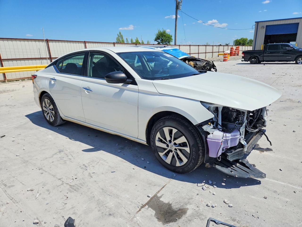 2024 Nissan Altima S - Фото 4