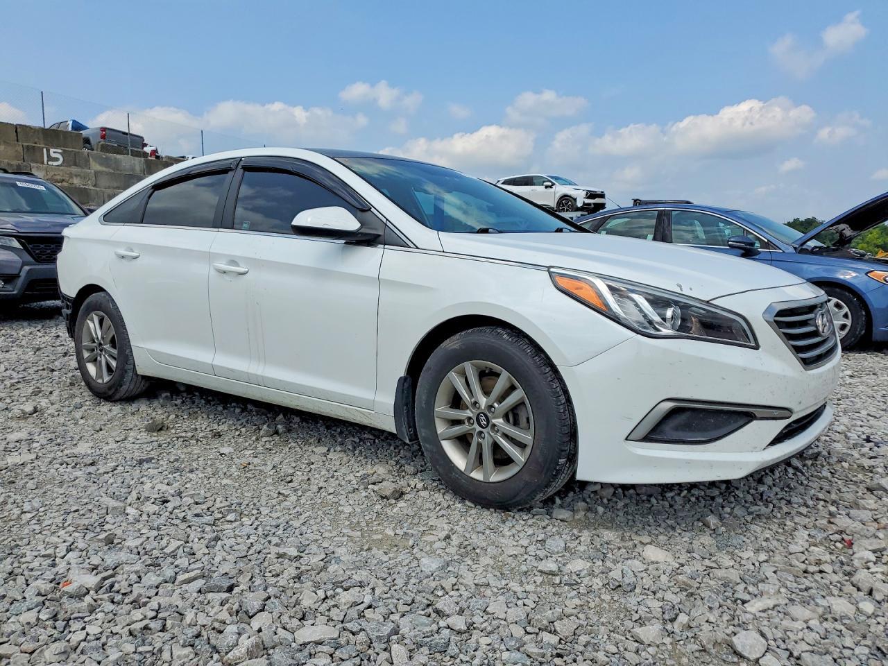 2017 Hyundai Sonata Se - Фото 4