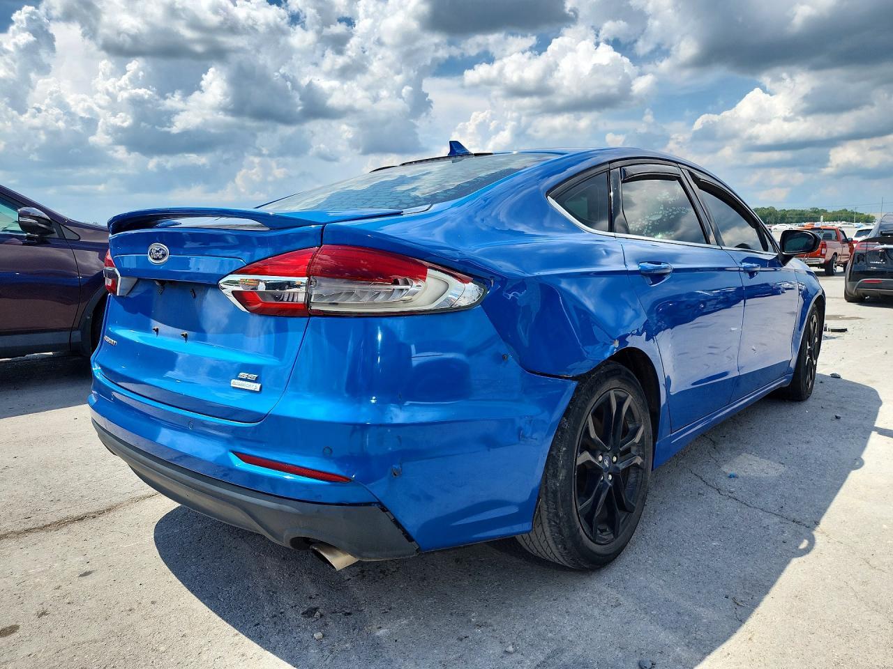 2019 Ford Fusion Se - Фото 3