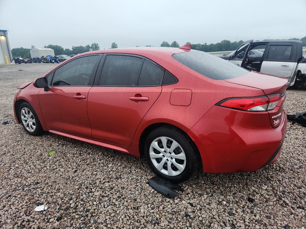 2021 Toyota Corolla Le - Фото 2