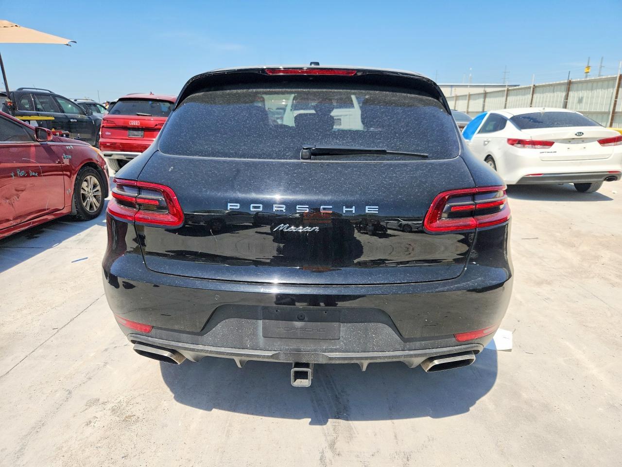 2018 Porsche Macan - Image 6