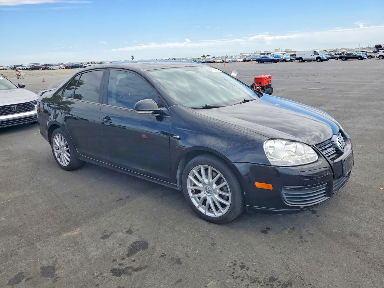 2009 Volkswagen Jetta Wolfsburg - Image 4