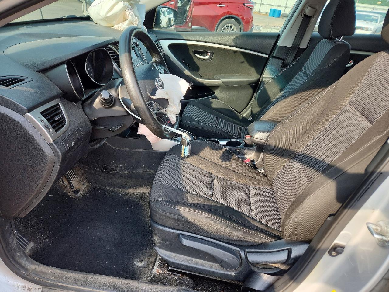 2013 Hyundai Elantra Gt Base - Image 7