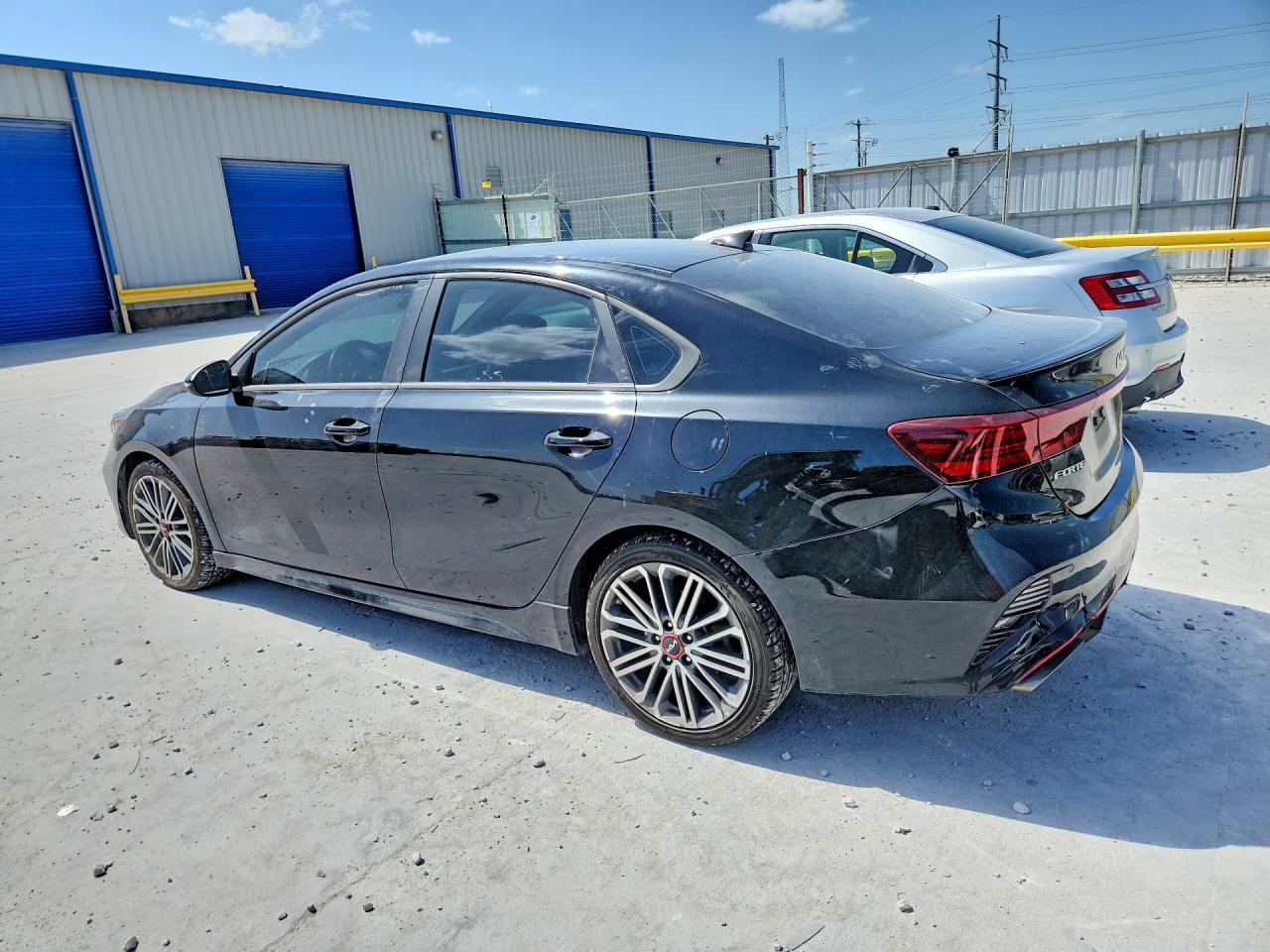 2022 Kia Forte - Image 2