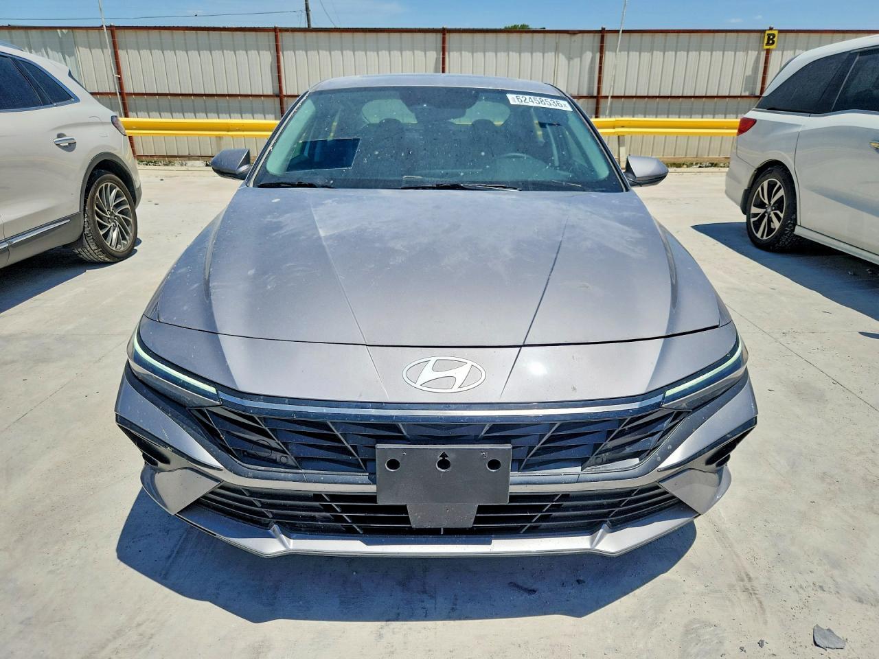 2026 Hyundai Elantra Limited - Фото 5