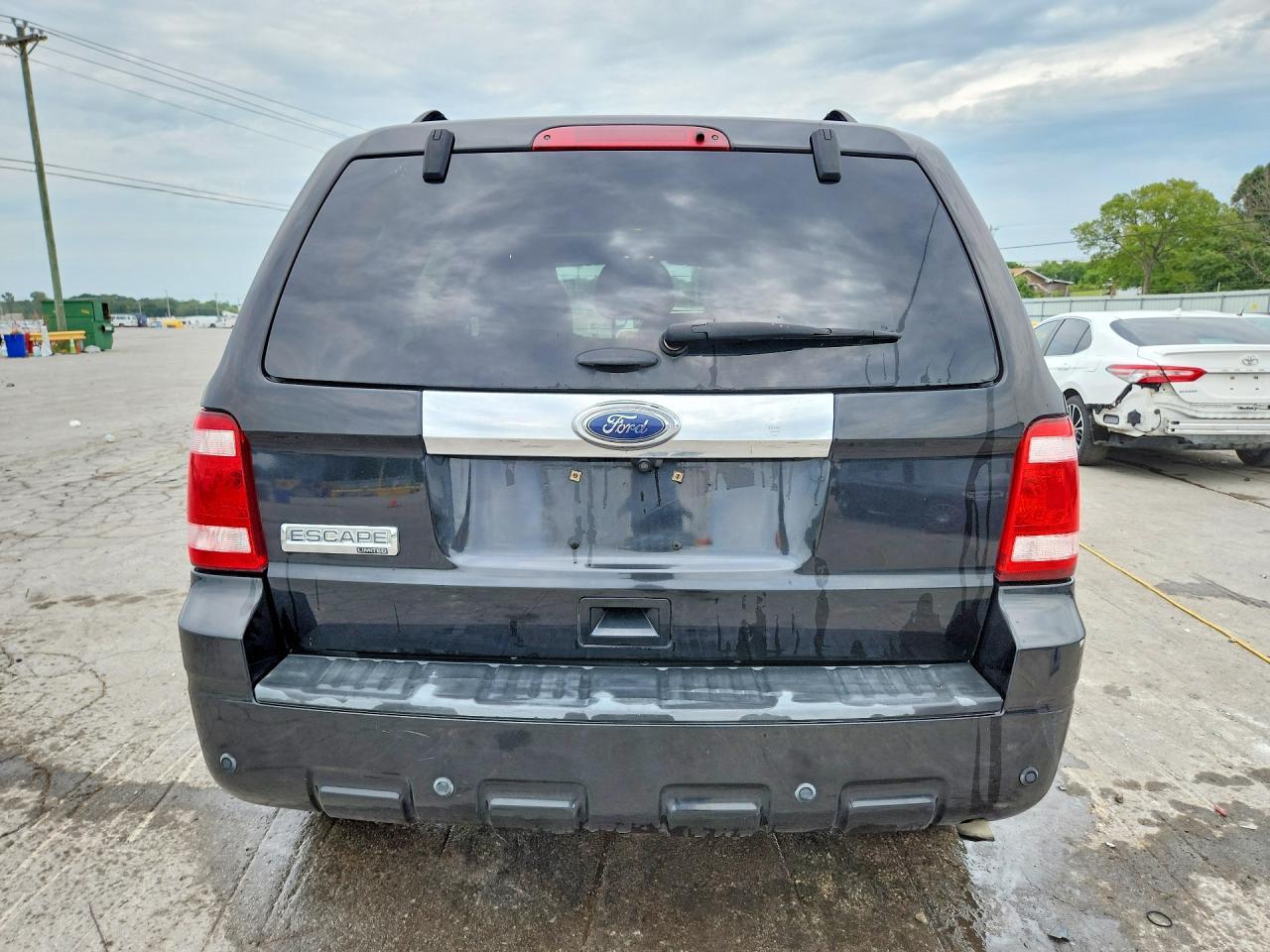 2011 Ford Escape Limited - Image 6