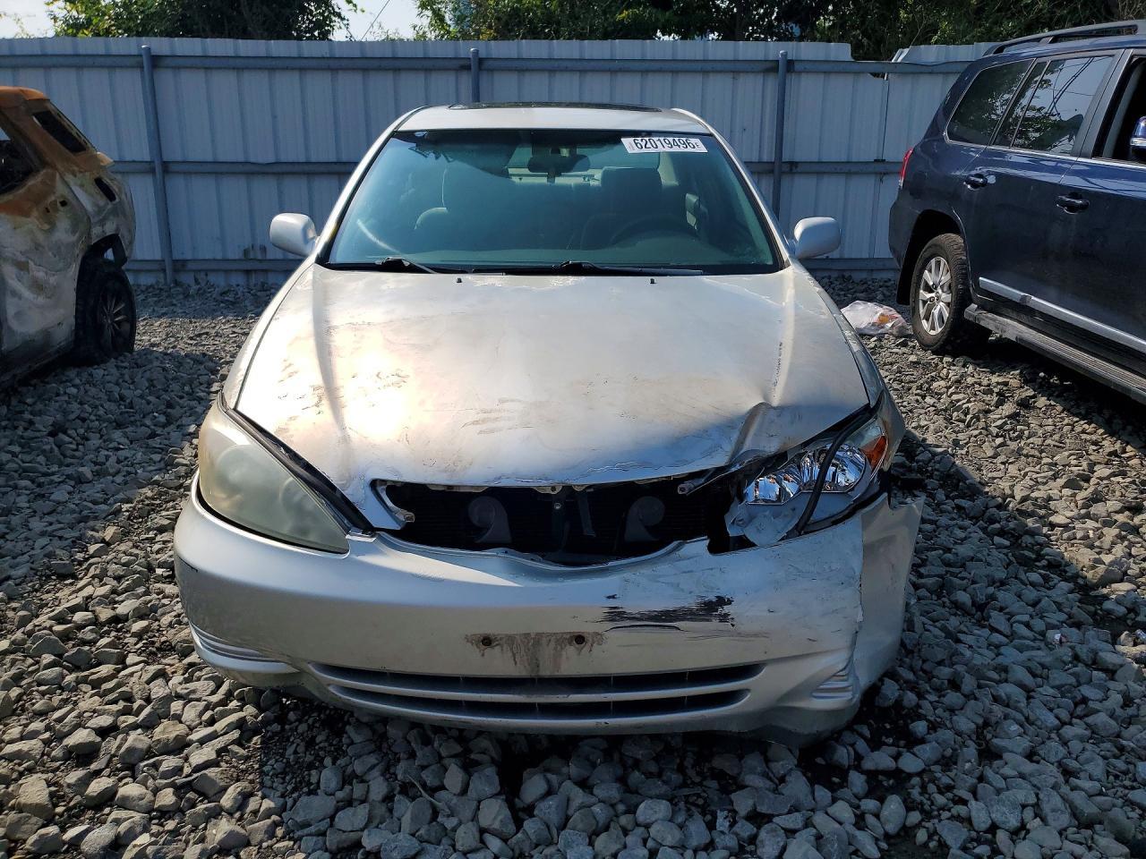 2002 Toyota Camry Le V6 - Фото 5