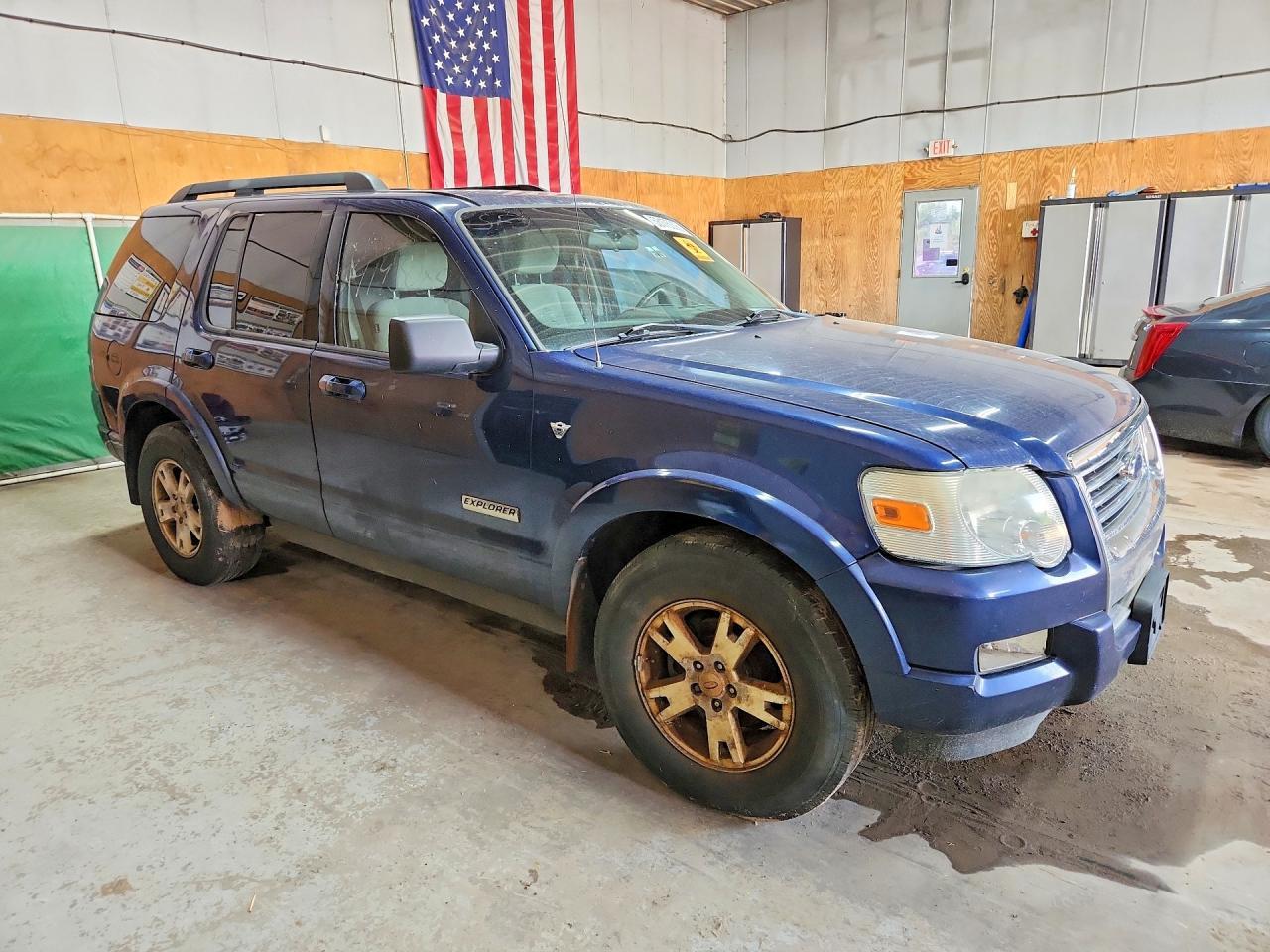 2008 Ford Explorer - Image 4
