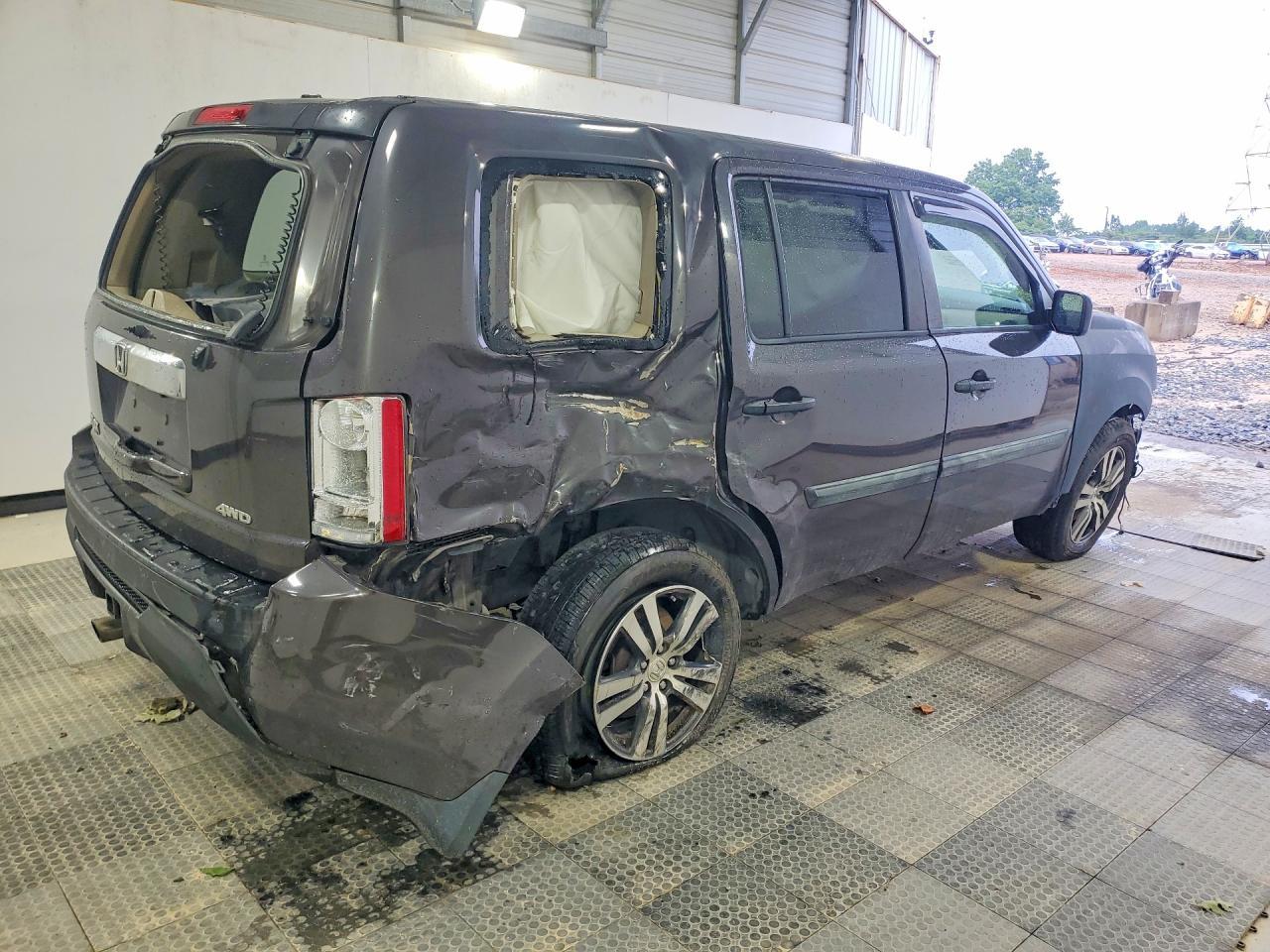 2014 Honda Pilot Lx - Image 3