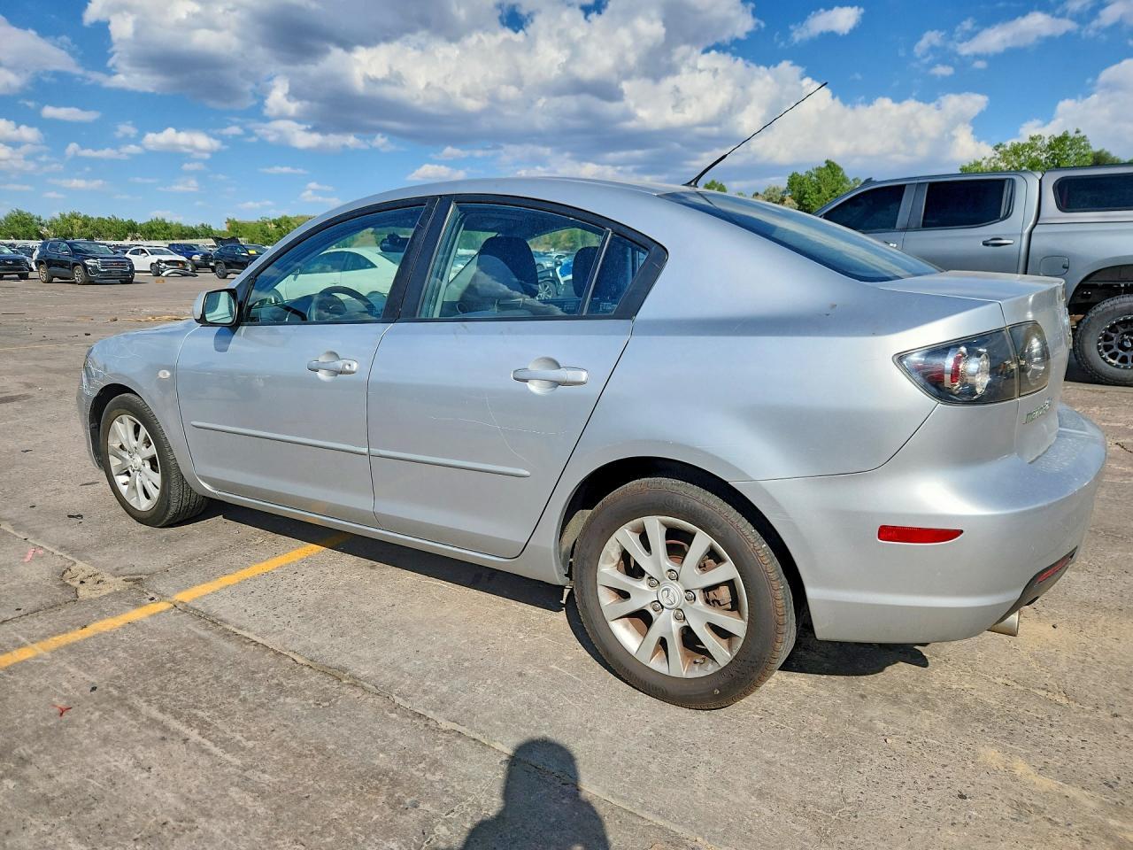 2008 Mazda 3 I - Image 2