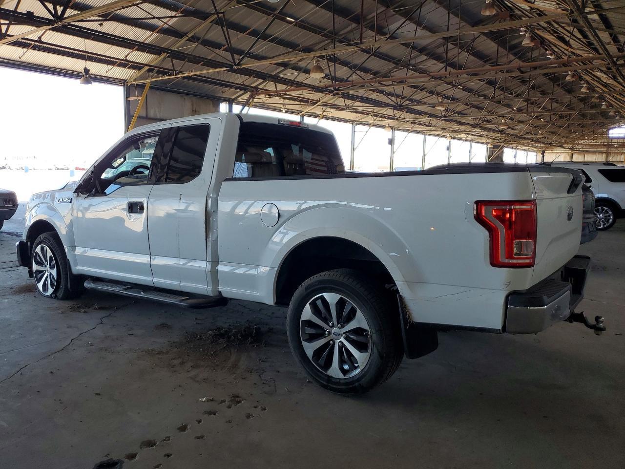 2017 Ford F150 Super Cab - Image 2