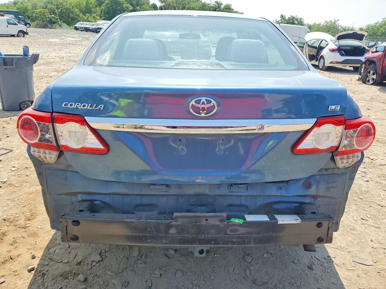 2013 Toyota Corolla Le - Image 6