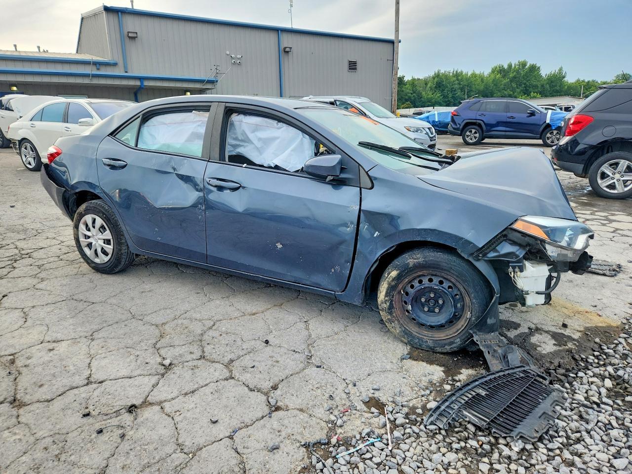 2015 Toyota Corolla L - Фото 4