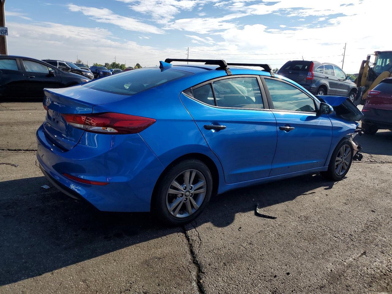 2018 Hyundai Elantra Sel - Фото 3