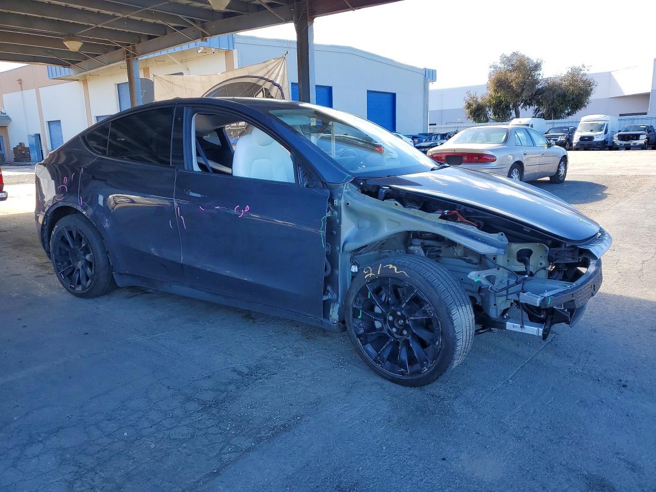 2022 Tesla Model Y - Фото 4