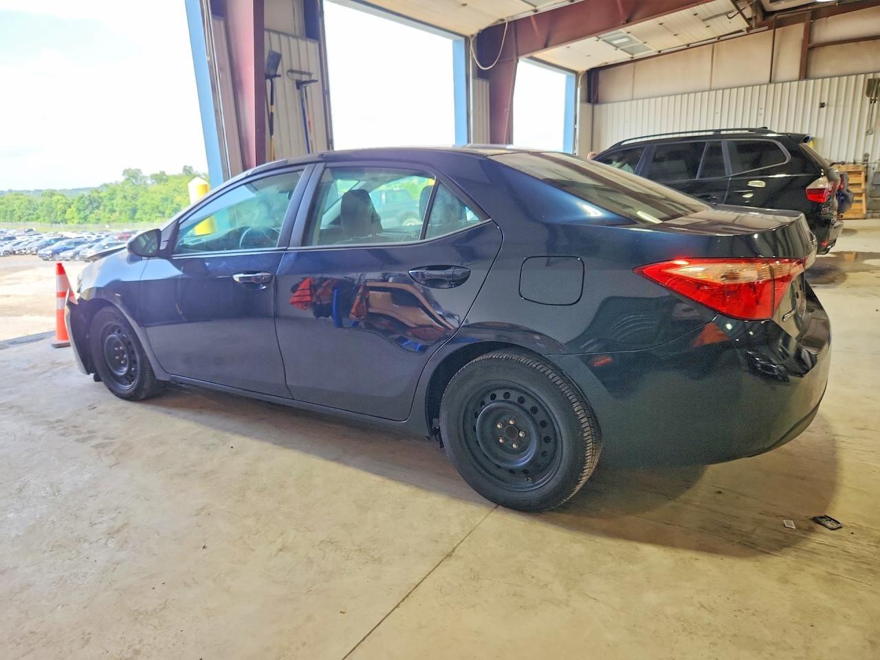 2018 Toyota Corolla Le - Фото 2