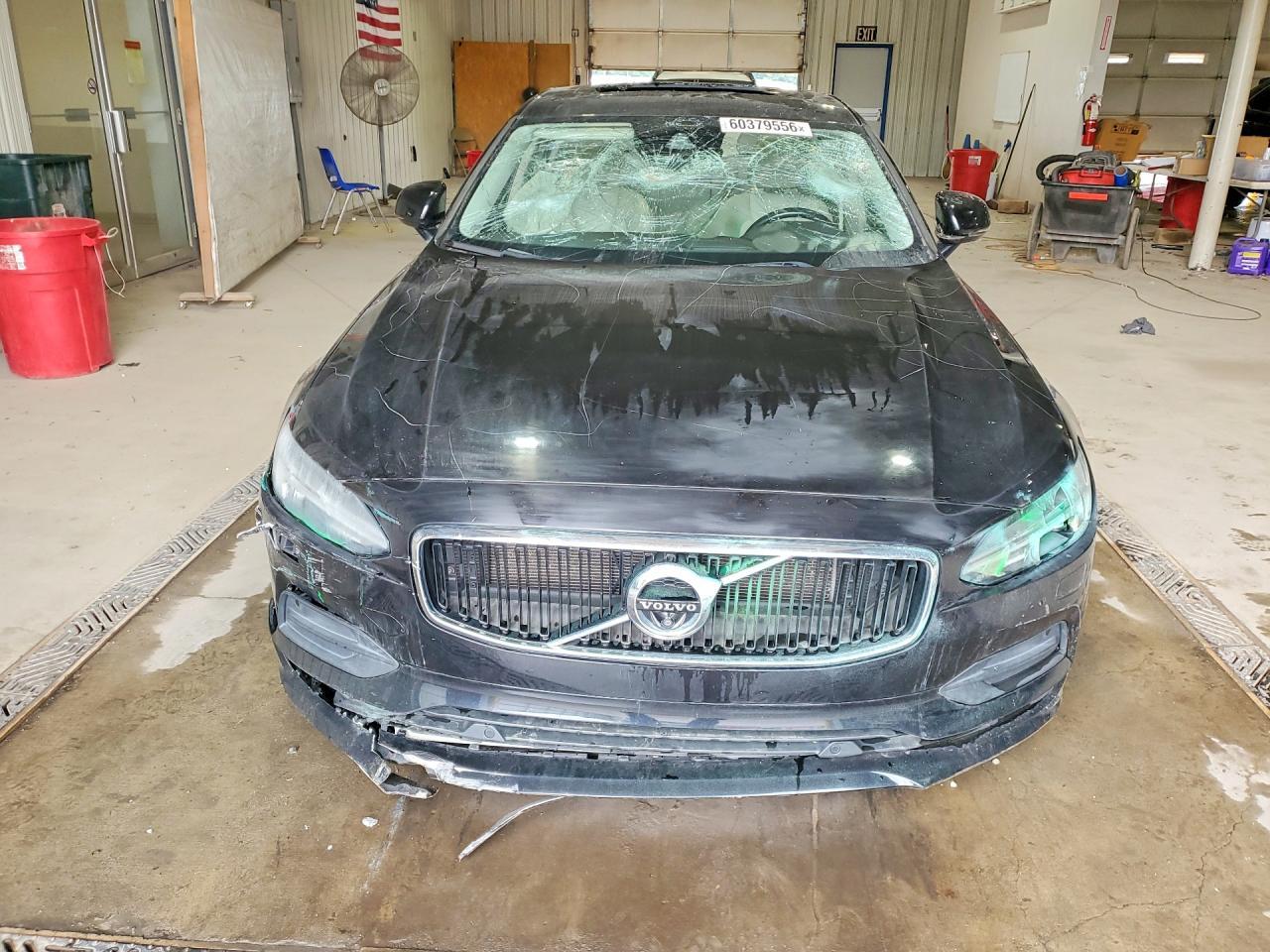 2018 Volvo S90 T6 Momentum - Фото 5