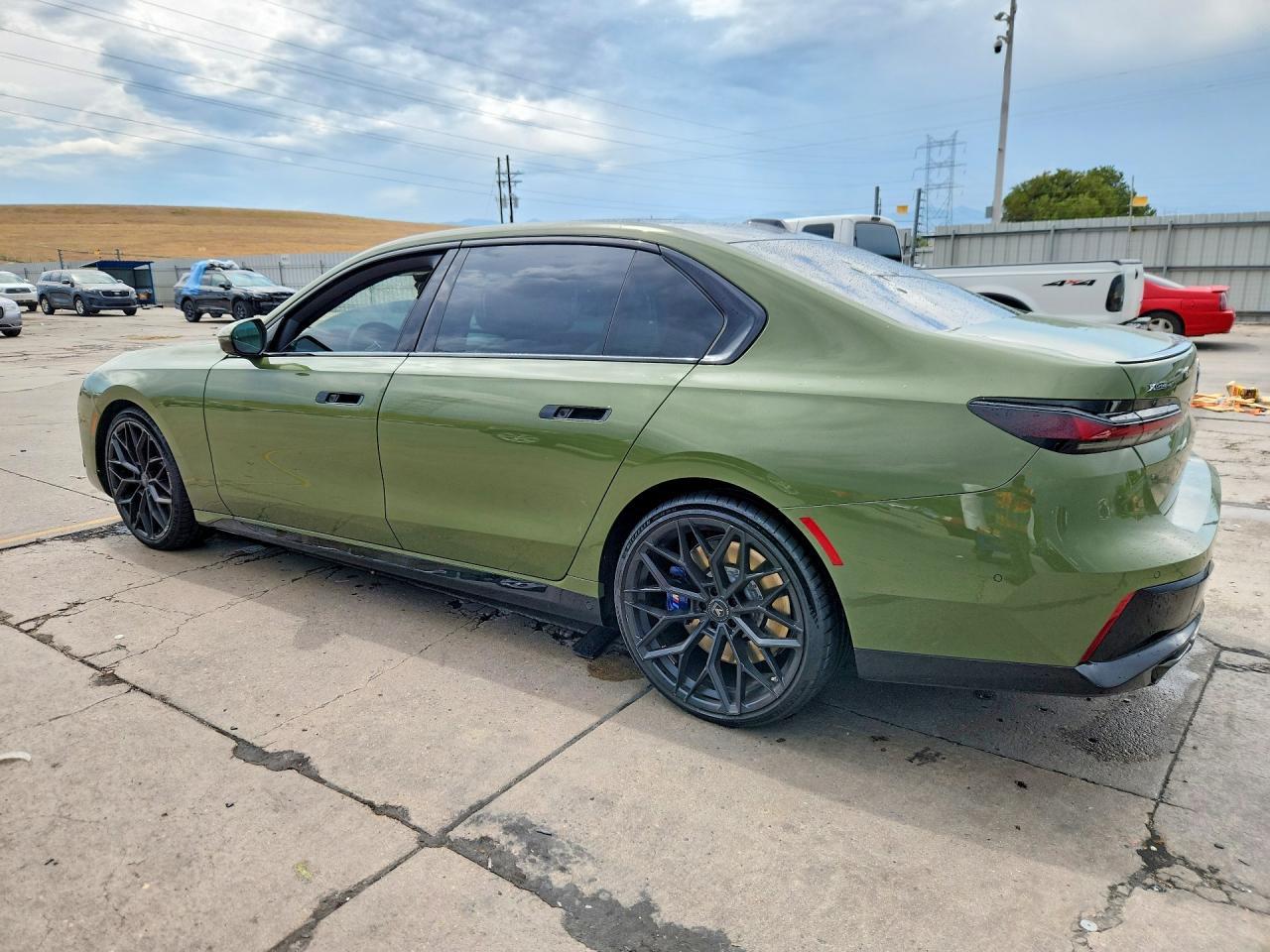 2024 BMW 760 Xi - Image 2