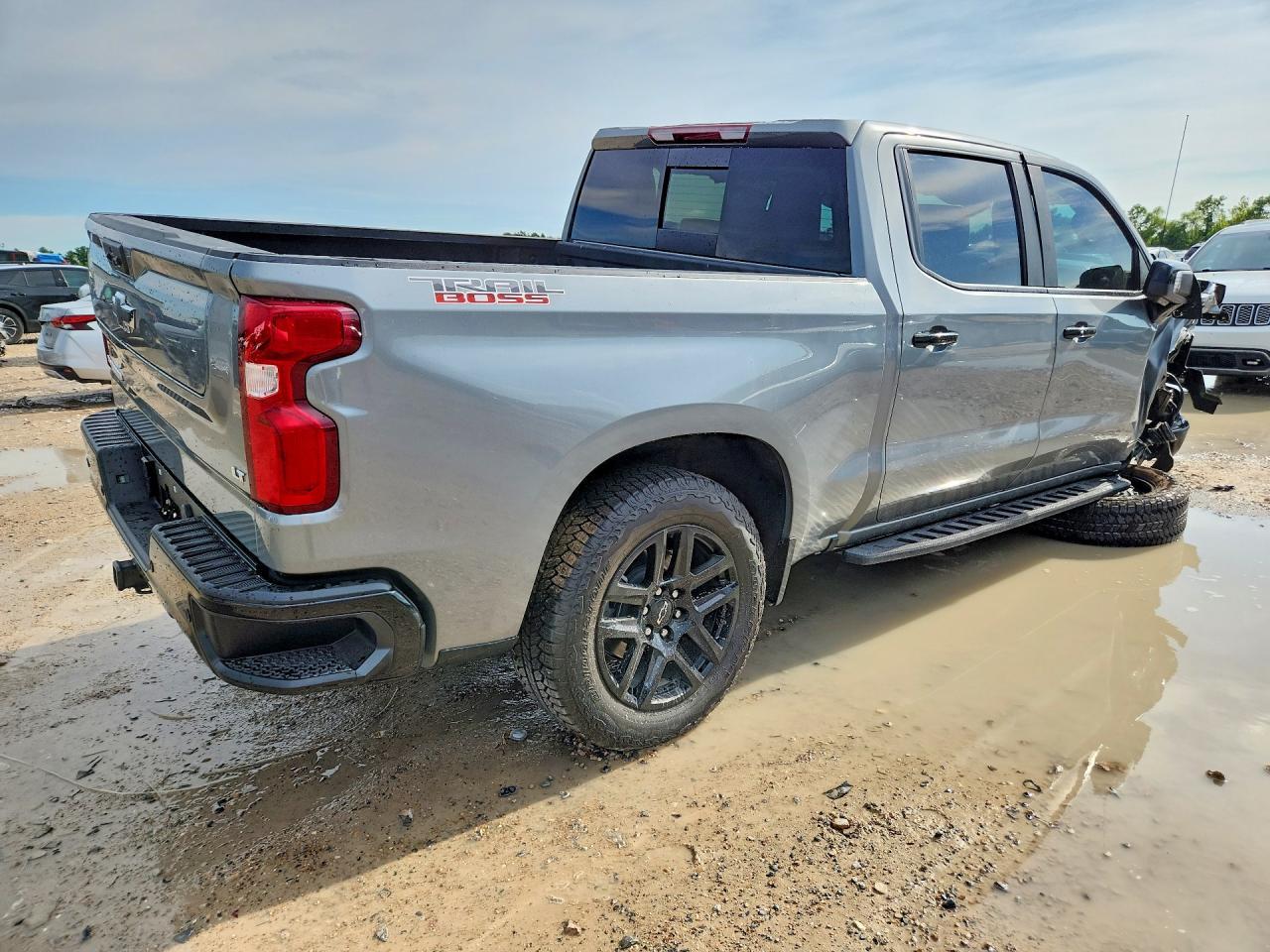 2026 Chevrolet Silverado K1500 Lt Trail Boss - Фото 3