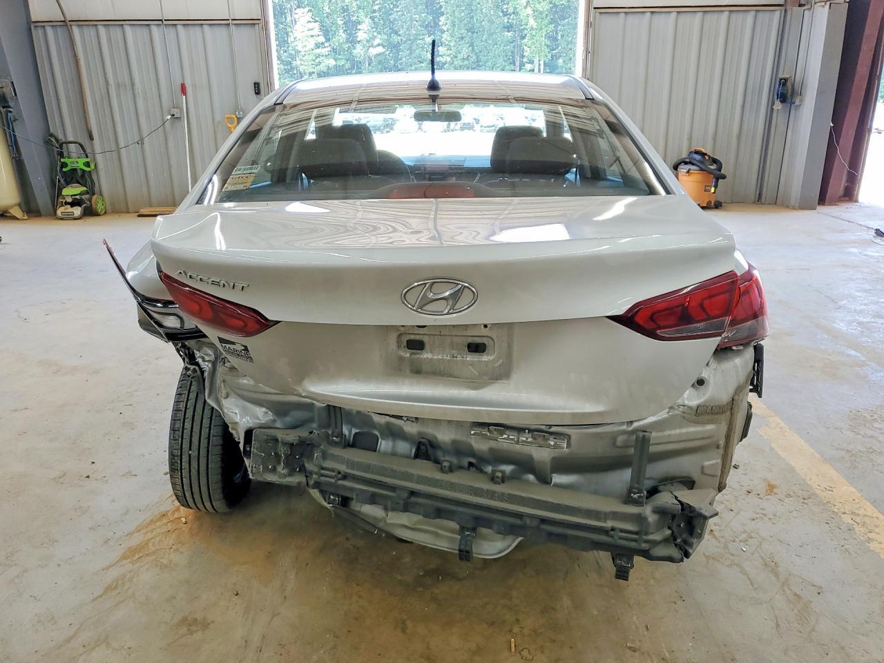 2019 Hyundai Accent Se - Фото 6
