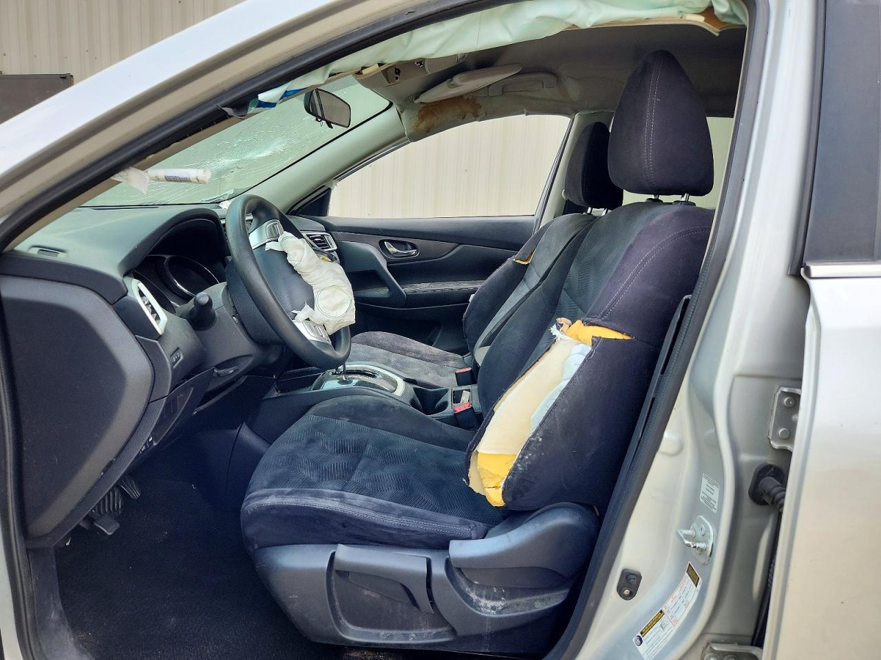 2014 Nissan Rogue S - Image 7