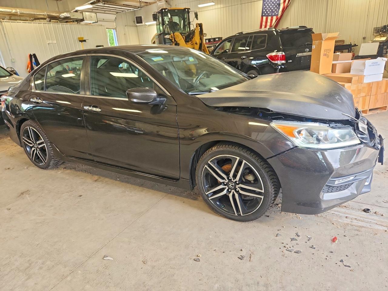 2017 Honda Accord Sport - Фото 4
