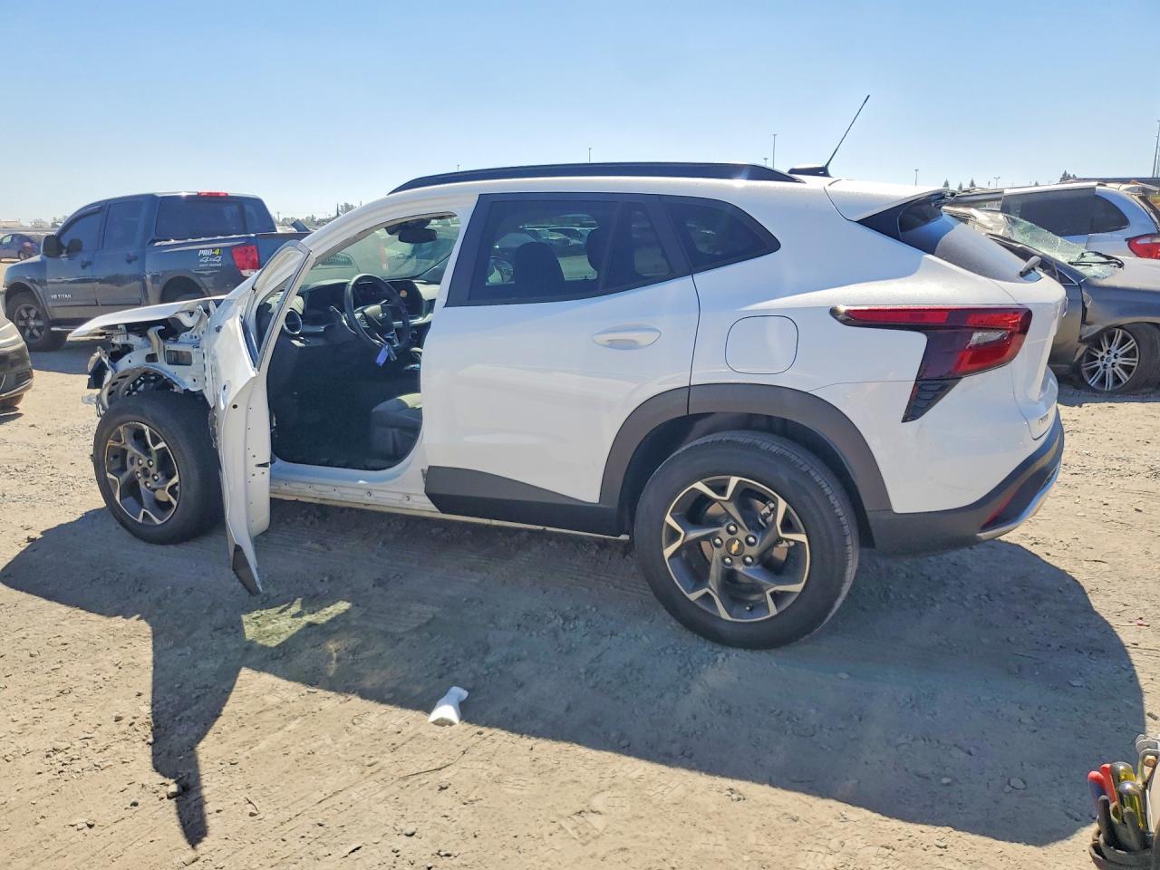 2025 Chevrolet Trax 1Lt - Фото 2