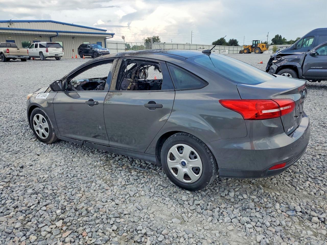 2015 Ford Focus S - Image 2