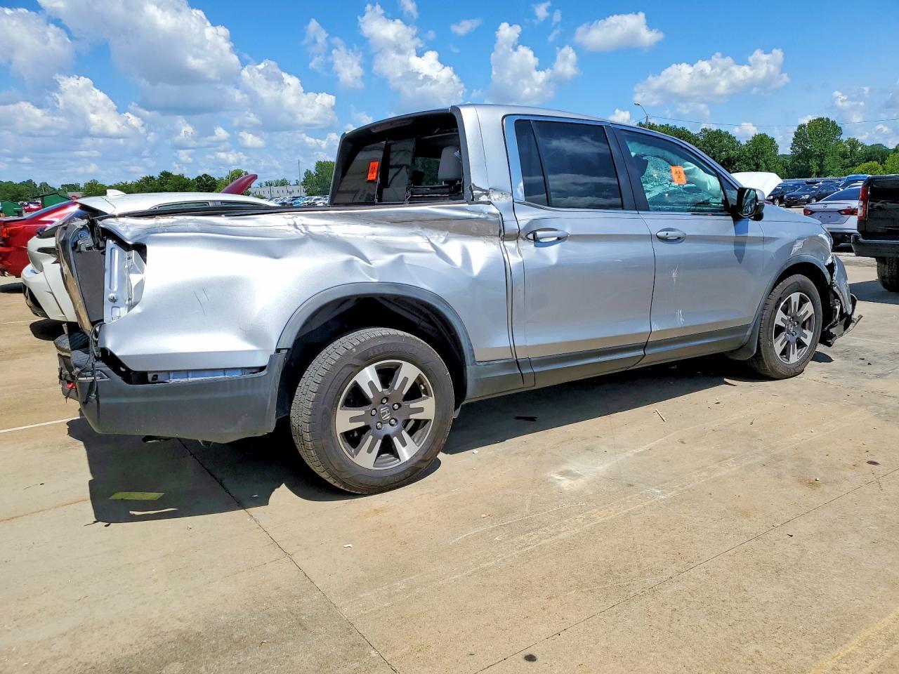 2019 Honda Ridgeline Rtl - Image 3