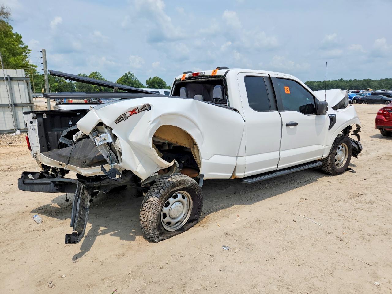 2023 Ford F150 Super Cab - Image 3
