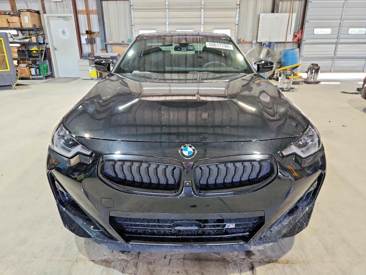 2025 BMW M240Xi - Фото 5