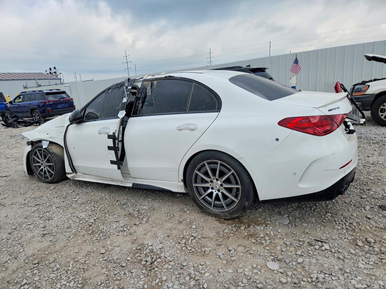2023 Mercedes-Benz C 43 Amg - Фото 2