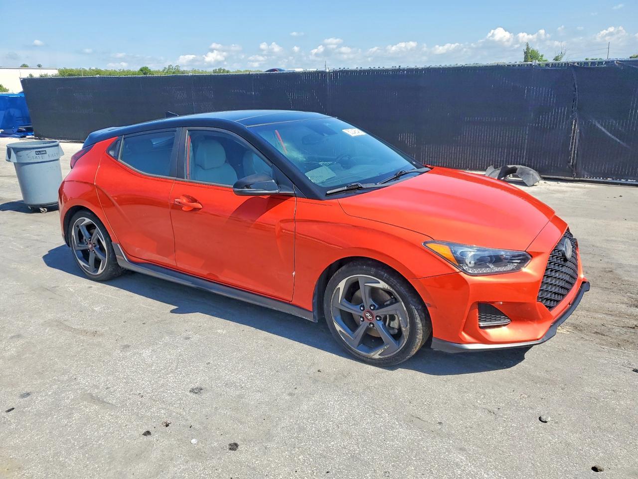 2019 Hyundai Veloster Turbo Ultimate - Фото 4