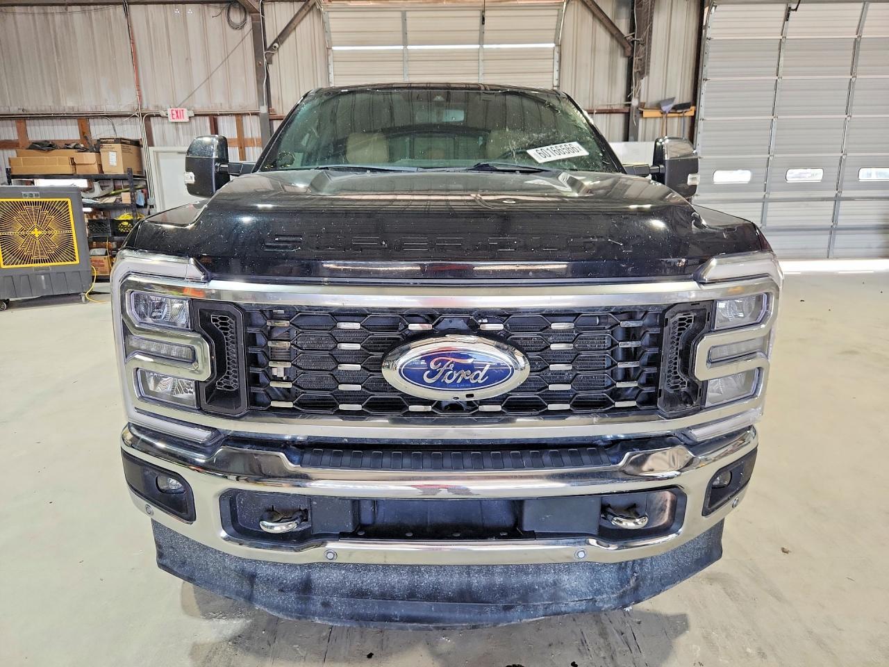 2023 Ford F350 Super Duty - Image 5