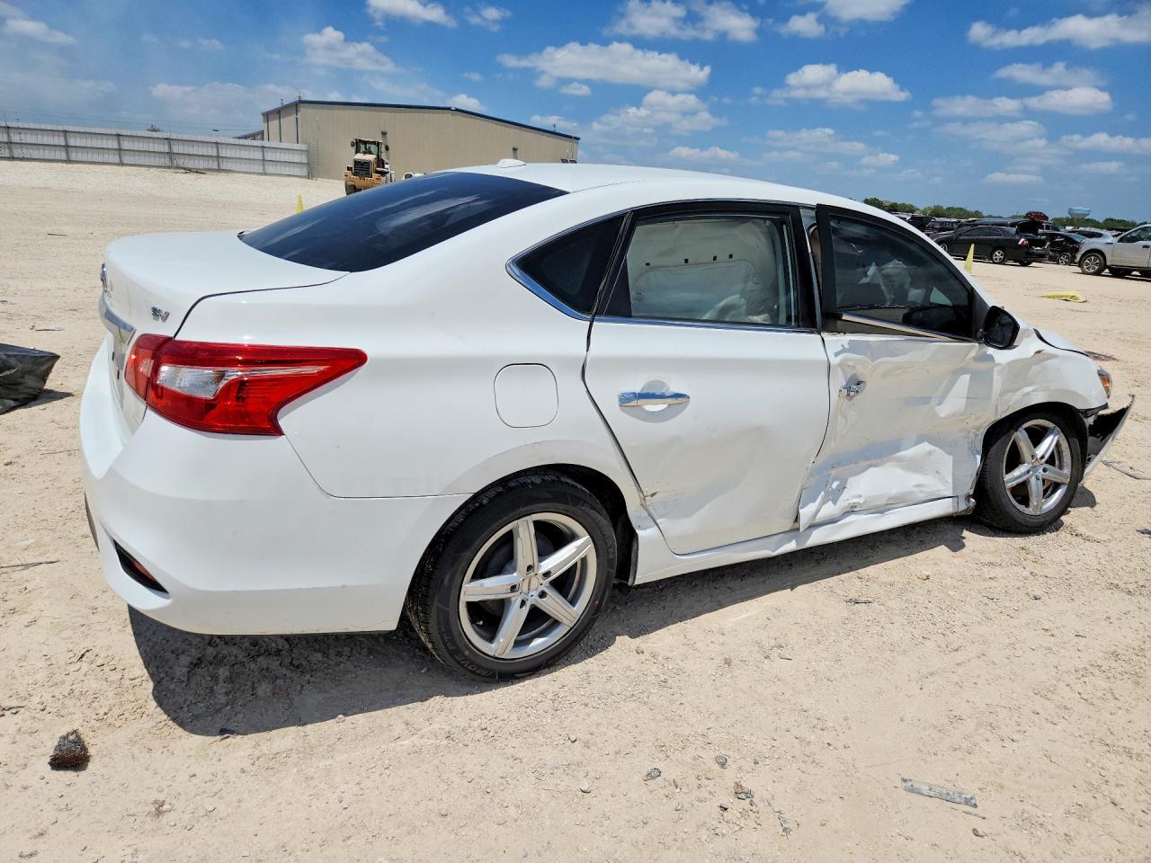 2017 Nissan Sentra Sv - Фото 3