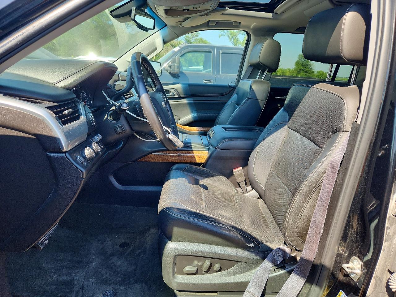 2015 Chevrolet Suburban K1500 Ltz - Image 7