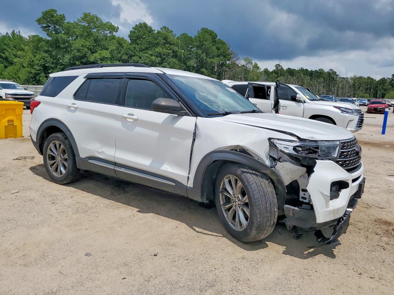 2022 Ford Explorer Xlt - Фото 4